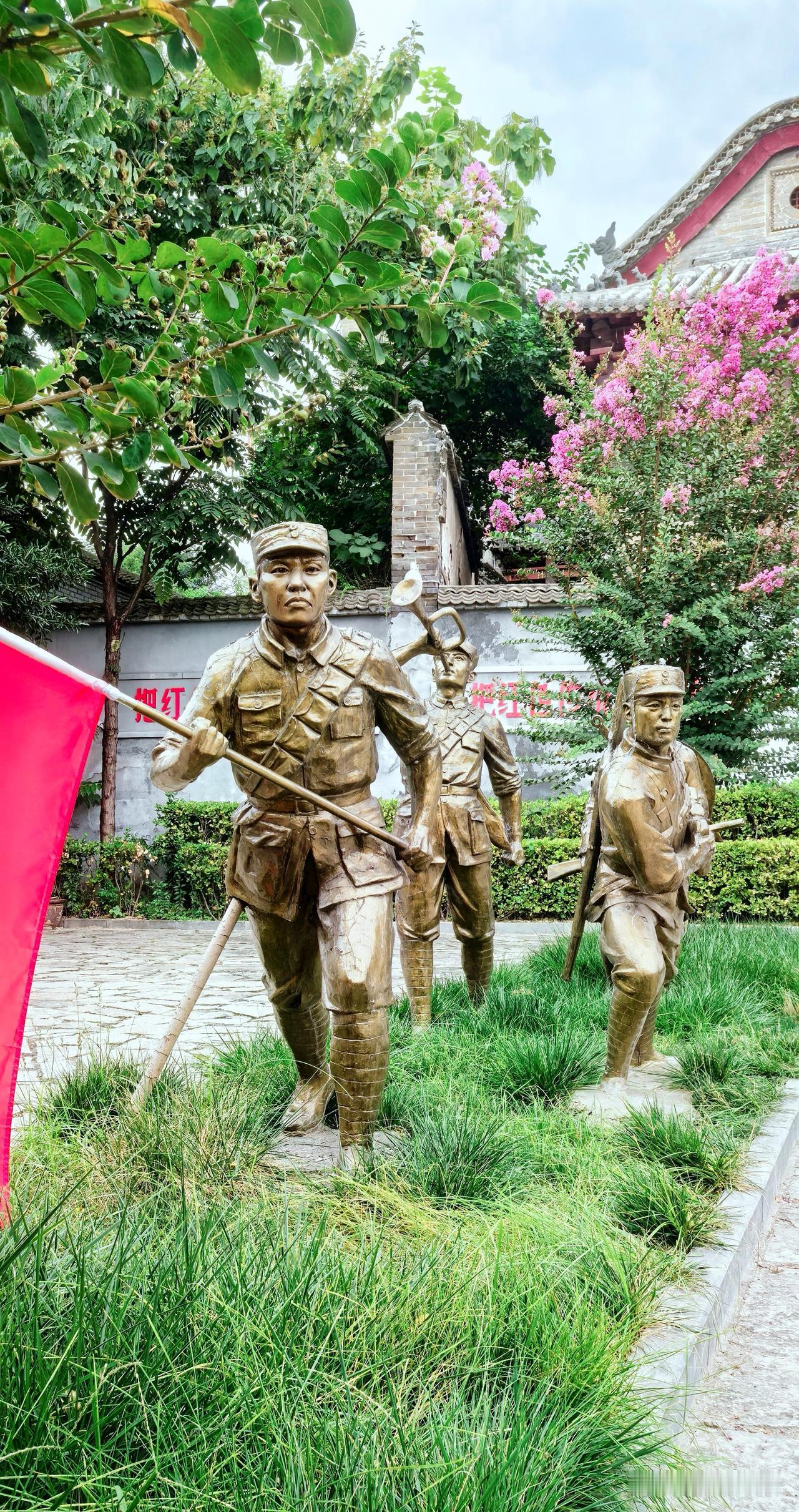 烽烟滚滚正十年
此头皆向国门悬