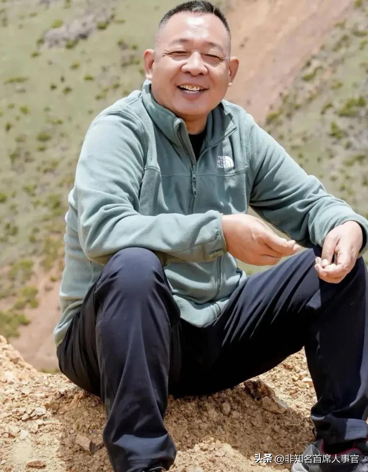 【一家200规模的公司，随随便便就送给员工了】

看到于东来将自己一手创立的胖东