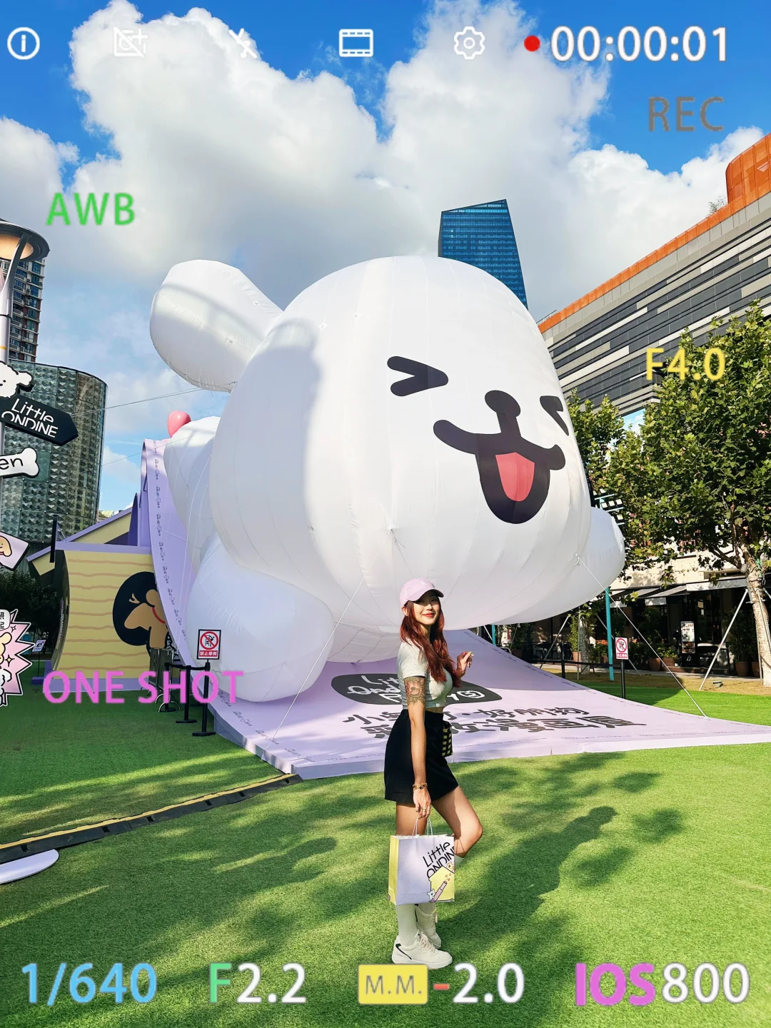 国庆去上海小狗乐园📷拍四宫格大头贴
