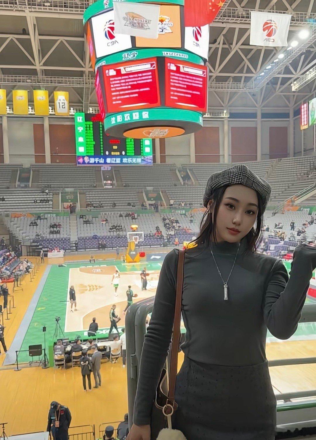 辽宁男篮主场现在异常火爆…..辽宁男篮