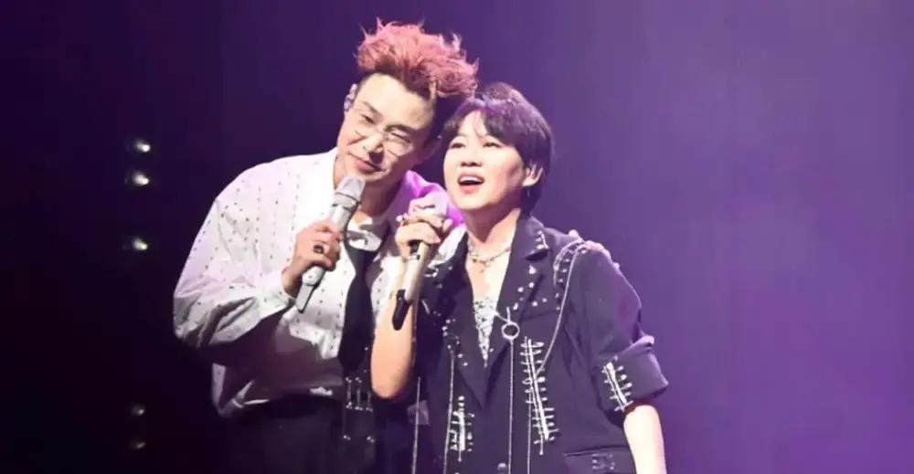 投资1亿的电影，票房1.4万。小沈阳的“钞能力”，这次失灵了。
 
你发现了吗？