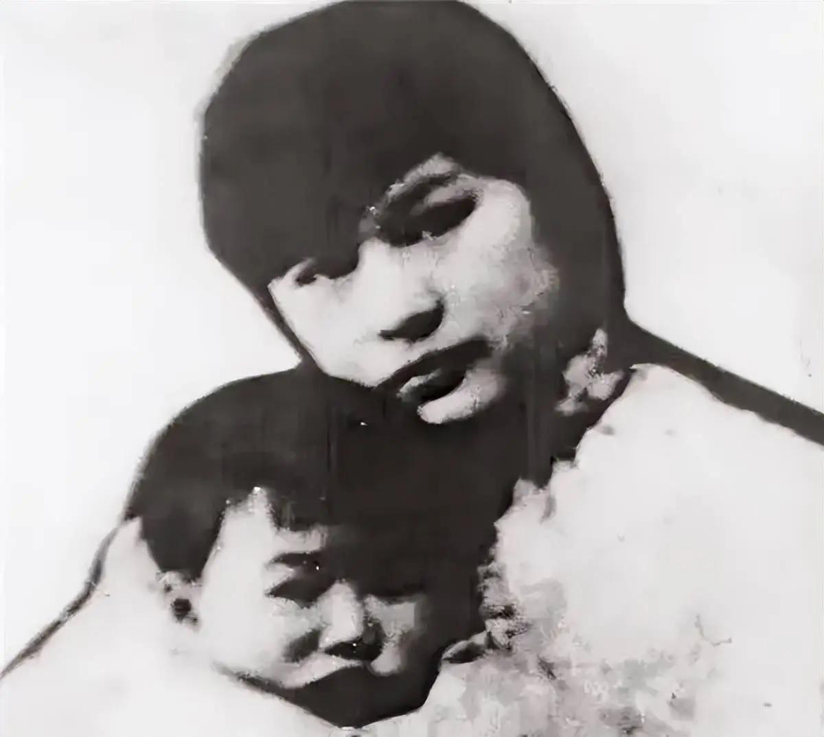 1928年，临刑前，陈乔年对狱友说：“让我们的子孙后代，享受前人披荆斩棘的幸福吧