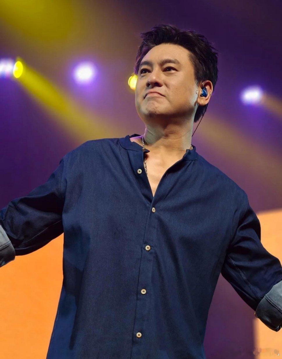 朱孝天账号无法搜索朱孝天道歉，不是因为他发现自己错了，而是知道应该认怂了，毕竟他