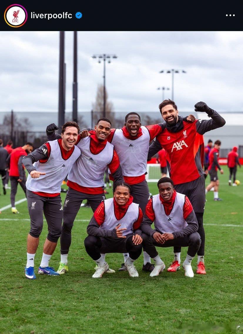 分组对抗中，科纳特，基耶萨，尼奥尼 ，恩古莫哈，格拉，马马达什维利拿到冠军组结果