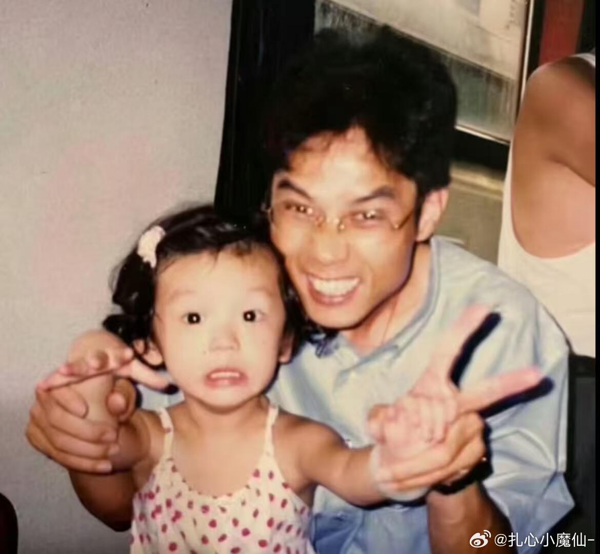 周也中了基因彩票啊 