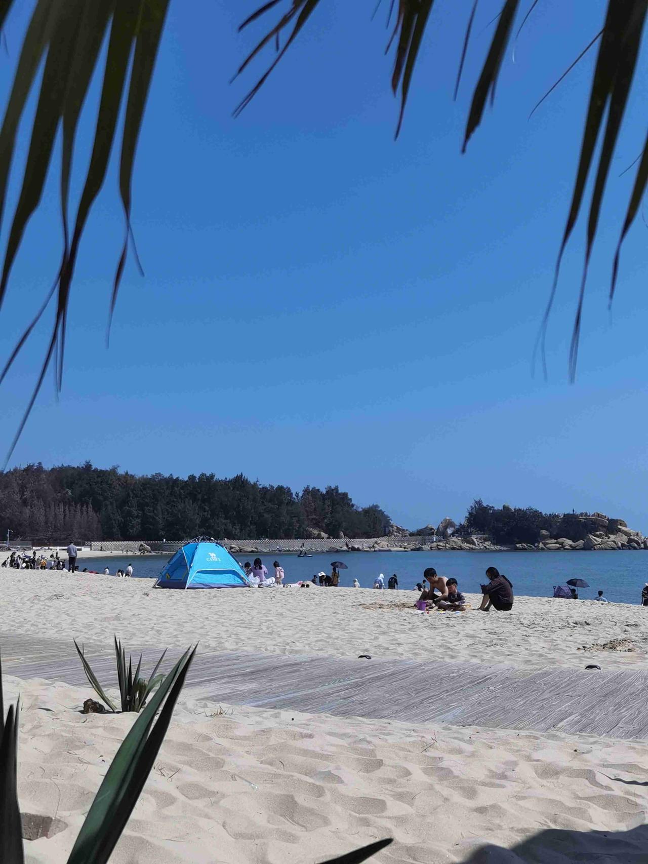 我的今日状态：💪🏻充满干劲
我这里的天气：☁️阴天