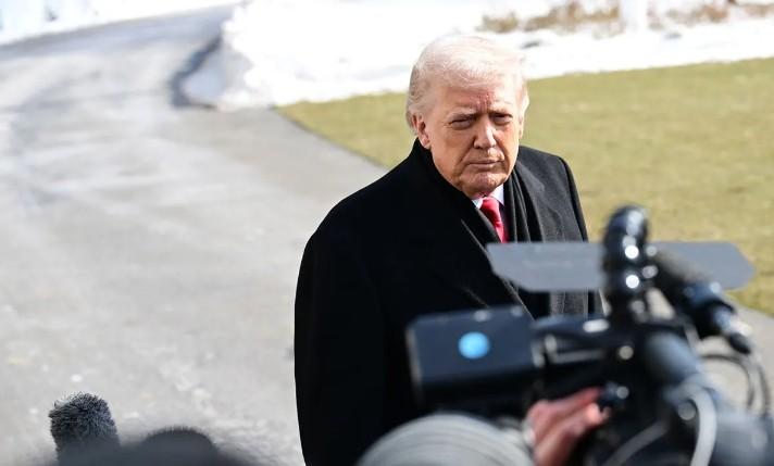 特朗普关税大棒砸向加拿大和古巴

“关税帝君”又来了。

29日，自封为“关税之