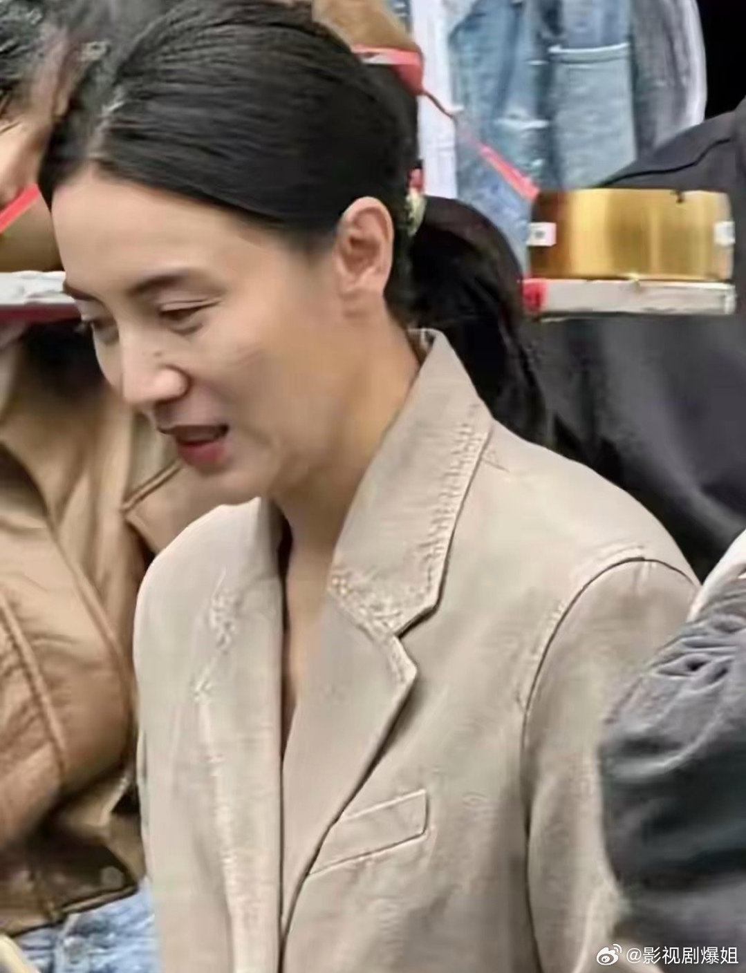 这才是素颜与化妆最直观的差别吧！ ​​​
