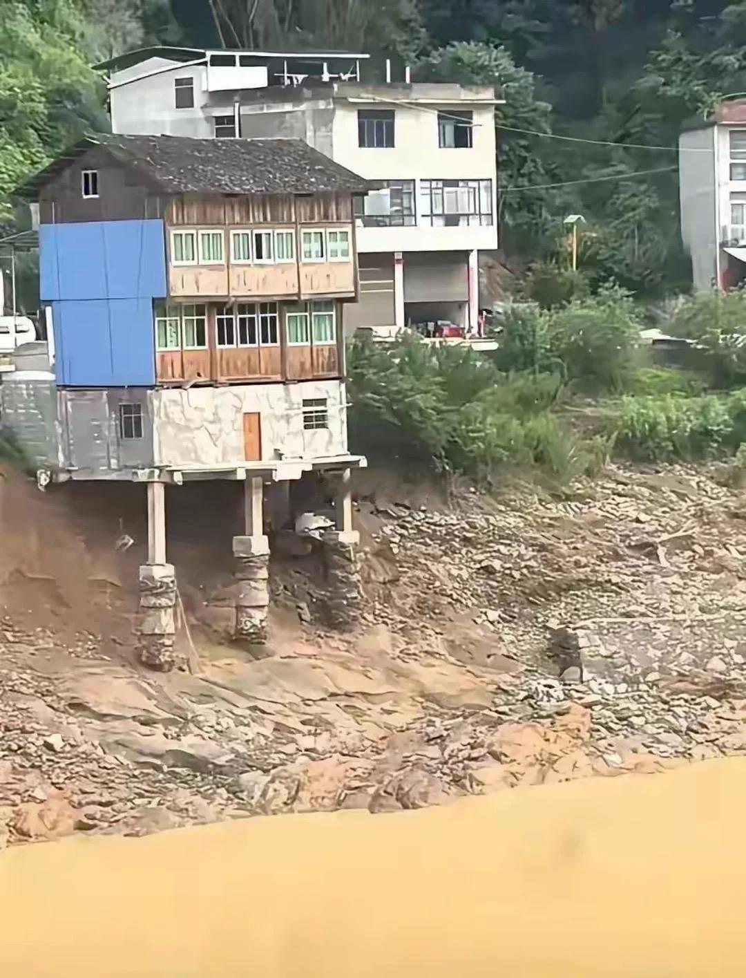 这样的房子，房东晚上能安心睡觉吗？