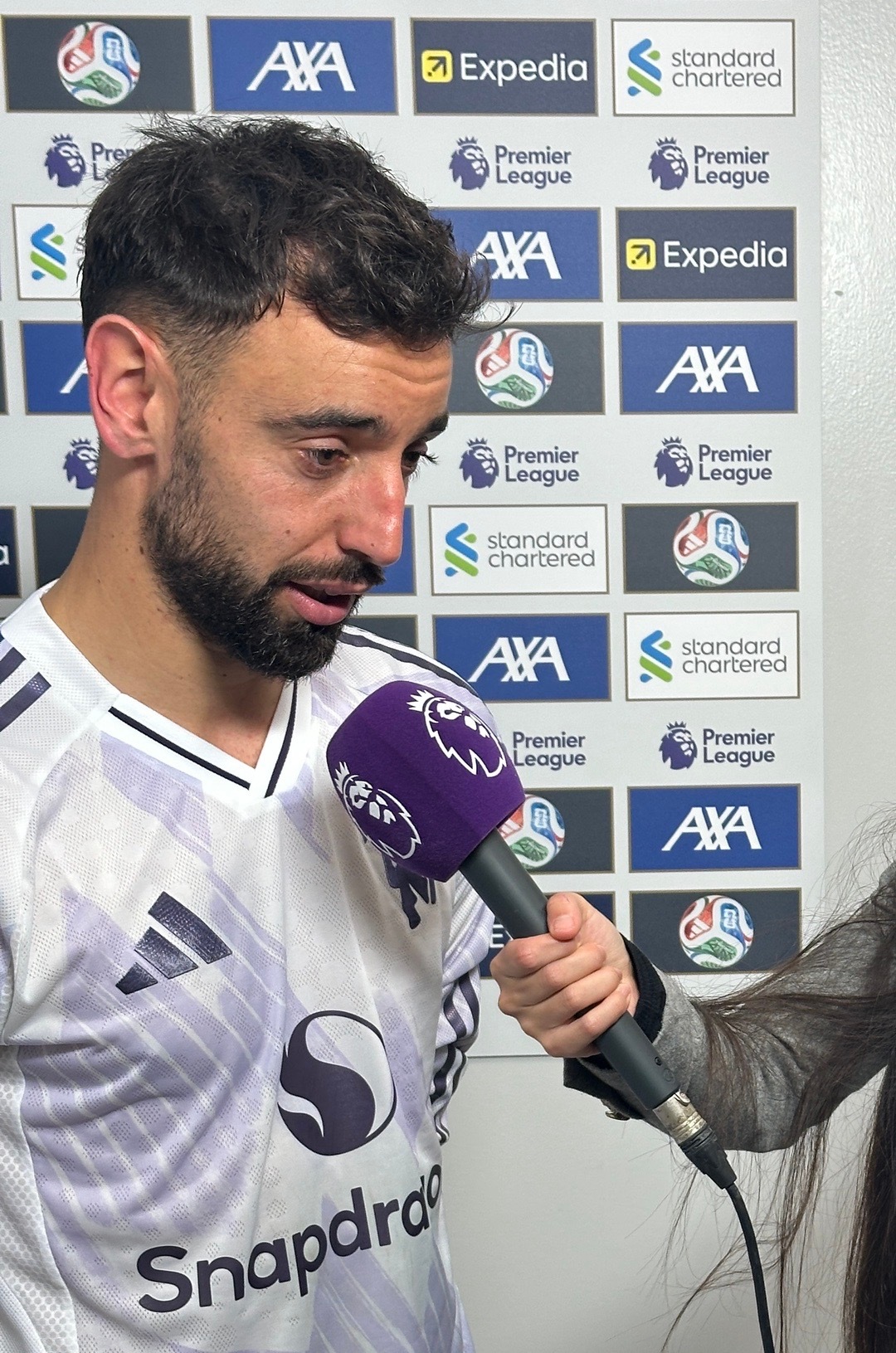 布鲁诺这优秀的睫毛[哇] ​​​