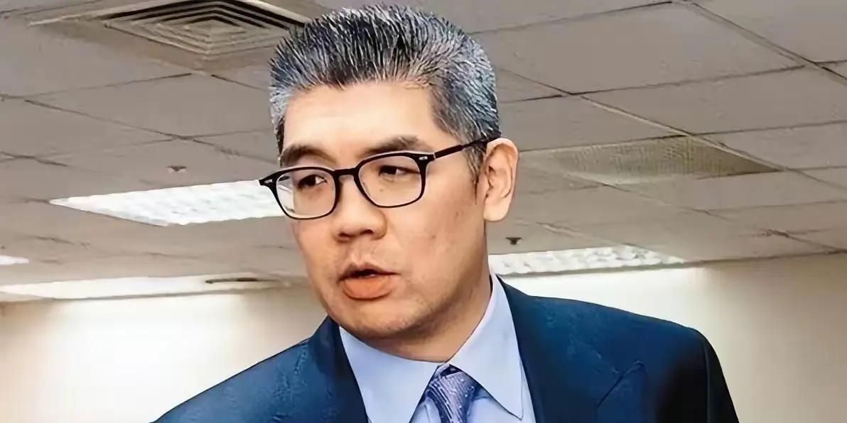 连胜文留言力挺韩国瑜，连胜文称，韩国瑜院长，加油！从2014年到现在，与韩院长共