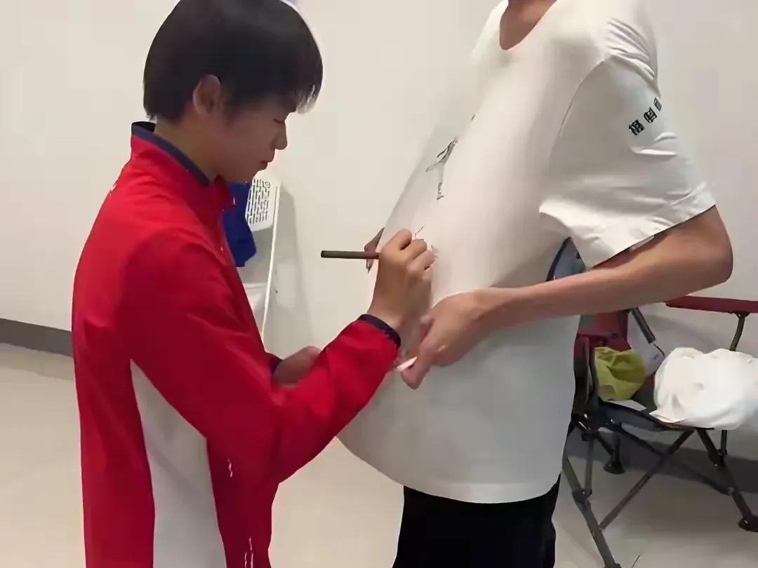 自己的朋友是世界冠军全红婵是什么体验，妥妥的让人羡慕