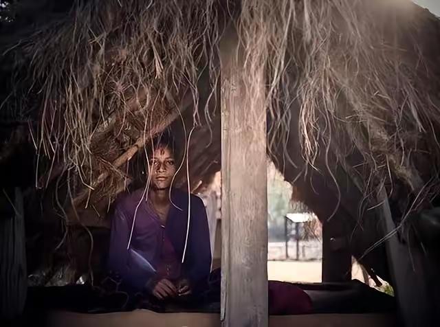 尼泊尔的月经羞辱：在这个国家，只要你满12岁，每个月都会被放逐一次，即使生孩子也