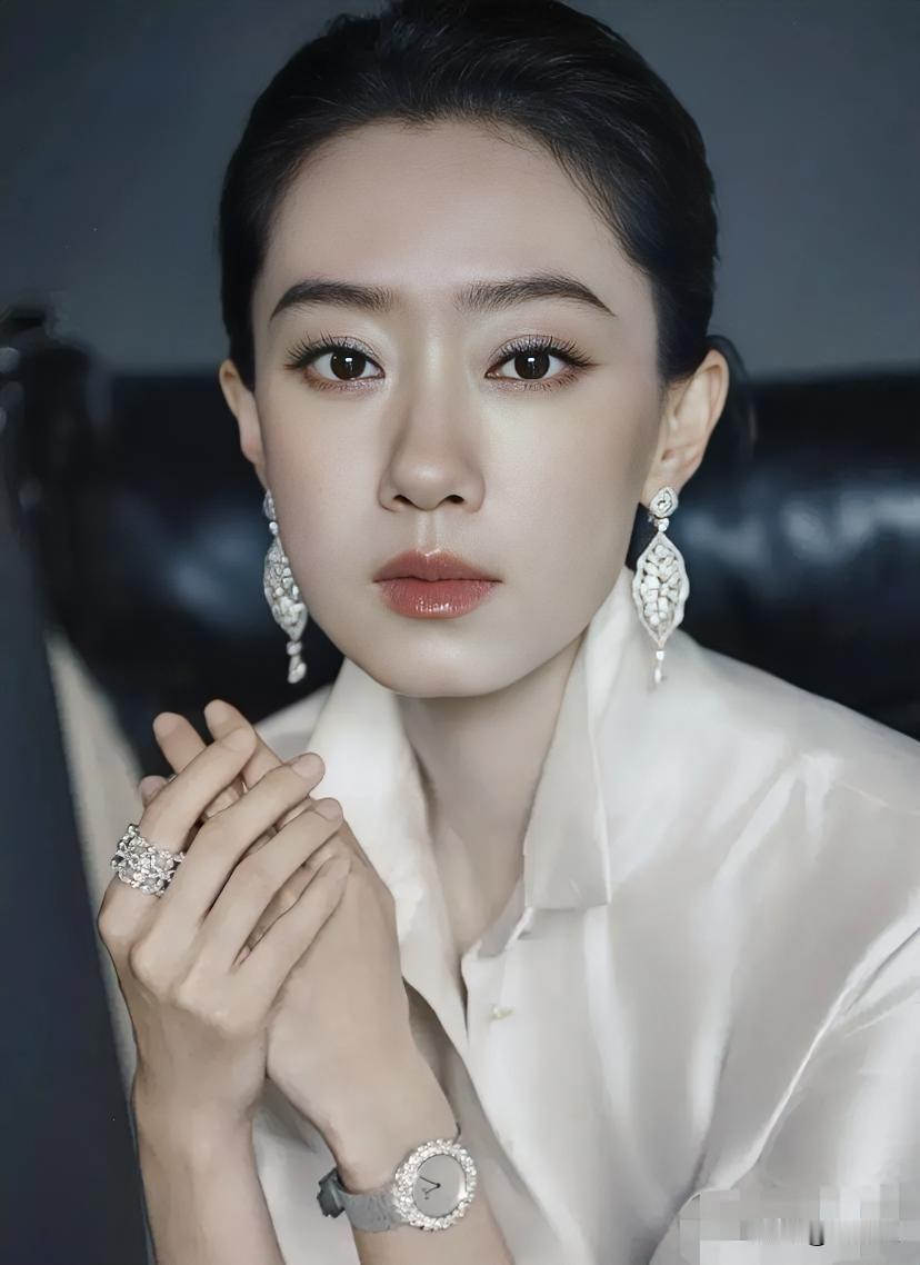 《功夫女足》今日总票房破7亿，
整部影片最大赢家不是周星驰，不是迪丽热巴，也不是