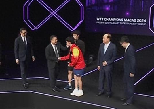 国乒新星的崛起之路，在中国乒乓球界，总有新星不断涌现。

林诗栋一个19岁的小伙