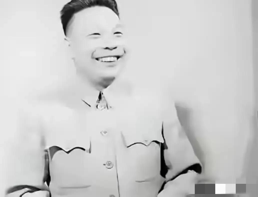 吴石死后十五年，每月有人给他妻子送来200元台币，蒋经国查清了送钱的人，却不敢说
