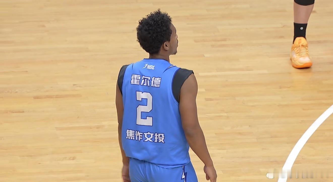 NBL赛场  焦作这个小外援行👍，CBA和NBL现在的赢面就是选择有自主进攻能