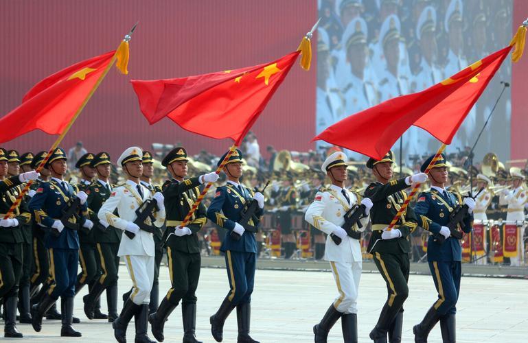 谁能想到，白宫亲自发布的特朗普访华官方视频，短短30秒时长里，竟然硬生生挤出了5