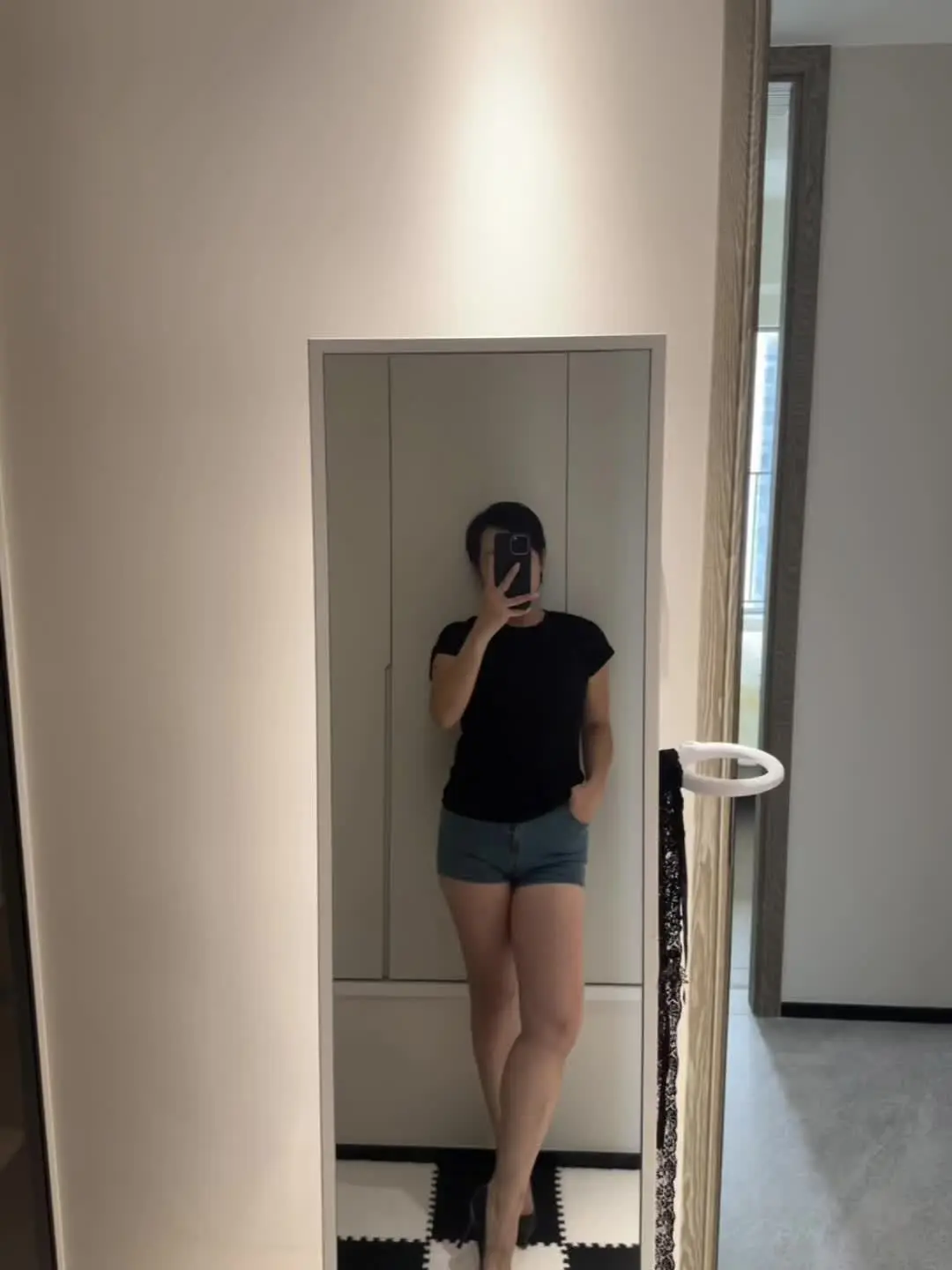 只有拍身材的时候 才敢用原相机💔