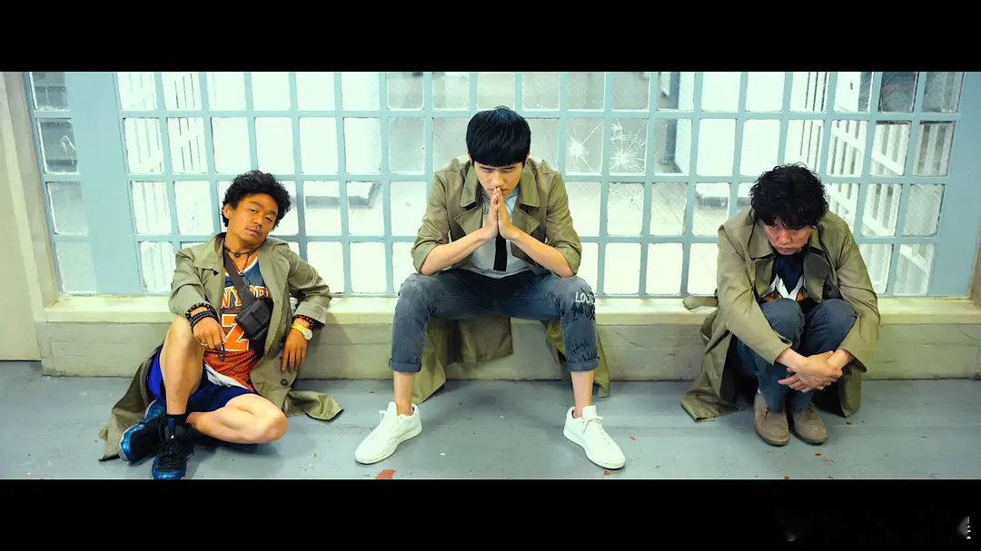 #肖央演死刑犯#我必须推荐给大家去看，这样的精彩作品一定不能错过。#肖央有自己的