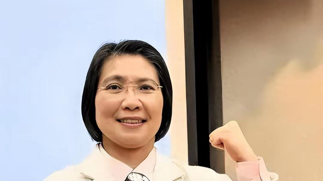 内忧外患四面起火！高雄6‑4街头领先，能成为郑丽文救命稻草吗
        九