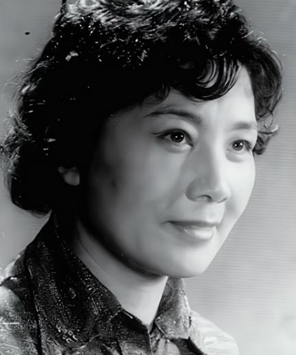 1949年，新中国成立后，韩复榘遗孀高艺珍竟给中央写信：“韩家东绒线胡同47号，