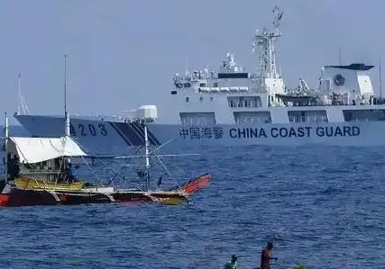 比千艘航母更致命的，是全球正形成一个默契：中国绝不会轻易动武。小国冲撞、大国重踩