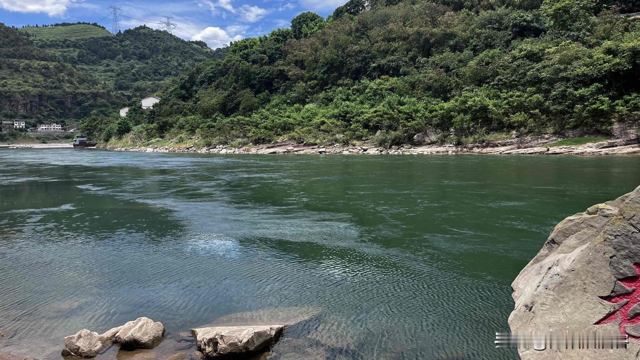 过去房价大涨，是城镇化快速推进、货币环境、买房保值观念多重因素叠加出来的结果，那