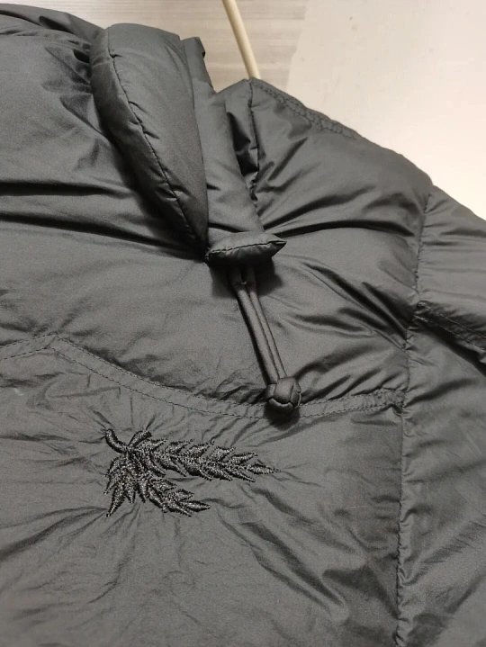 第一次知道羽绒服能这么补破洞、跑绒、掉皮、勾丝不用扔也不用重买！无痕隐形修补简单