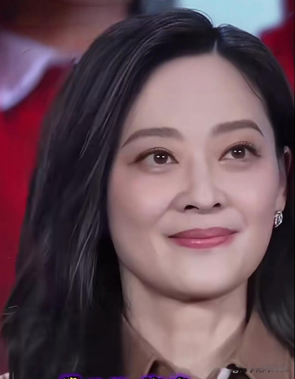 袁泉、孙俪、梅婷三位都是颜值不是特别漂亮的女明星，但她们三位从不靠颜值，演技精湛