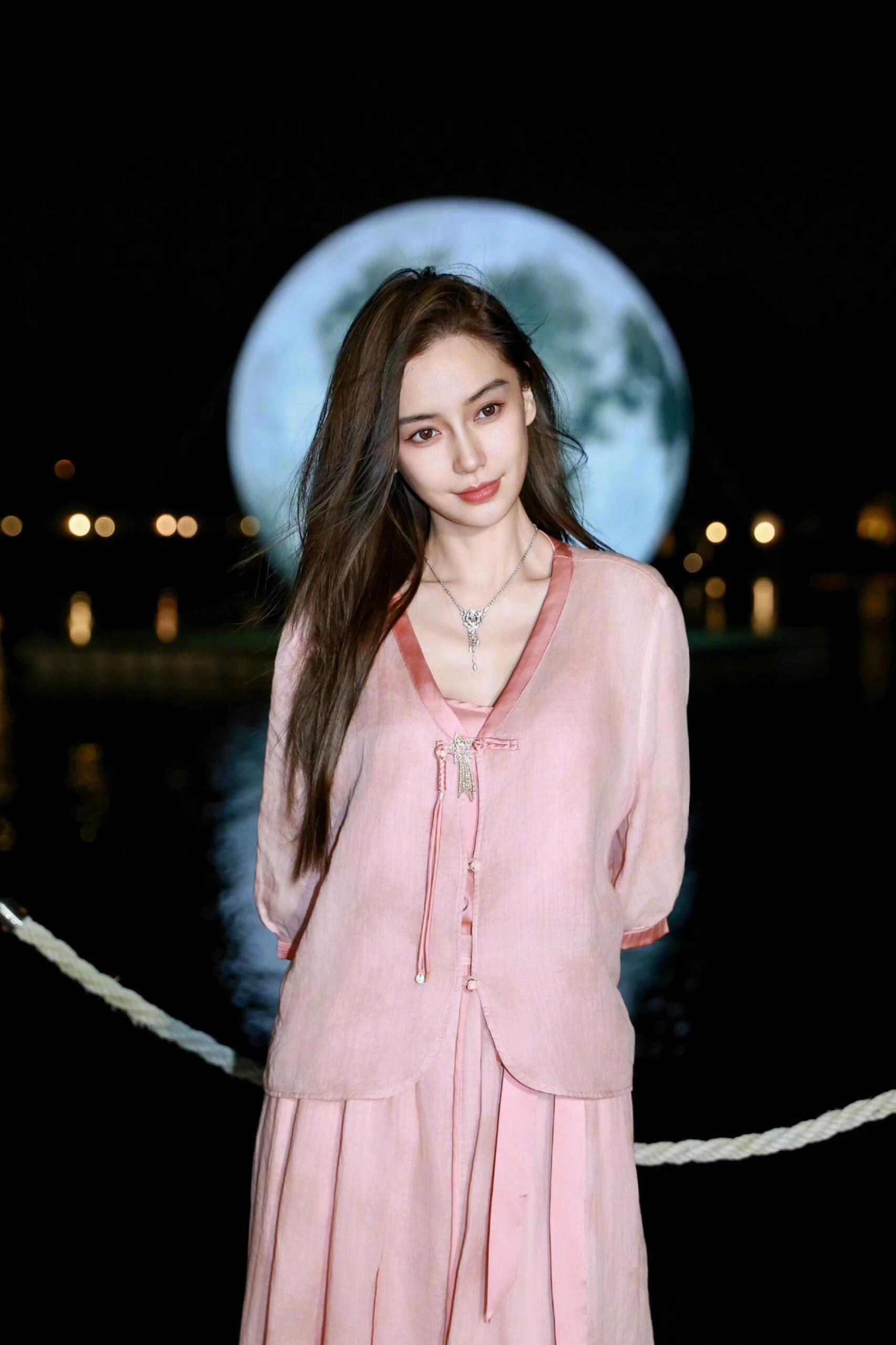 #angelababy[超话]##Angelababy粉色新中式# baby这一