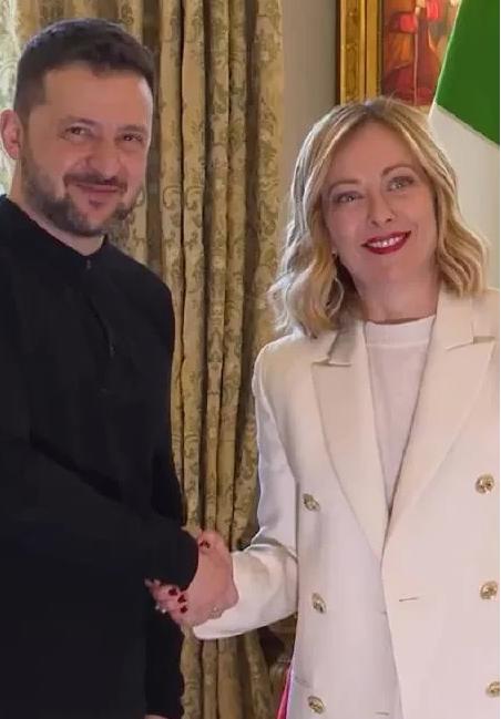 据乌克兰媒体报道，乌克兰总统泽连斯基已与意大利总理梅洛尼达成协议，意大利将向乌克