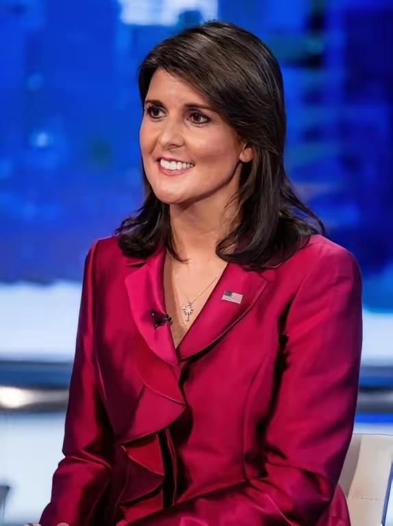 美国前驻联合国大使尼基·黑利发文说：“伊朗从中国购买导弹，这鲜明地提醒我们，我们