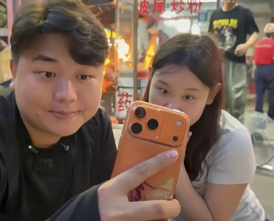 张家齐大方爽朗，全进华细心有担当，冠军和冠军的哥哥越看越喜欢
最近刷到张家齐和全