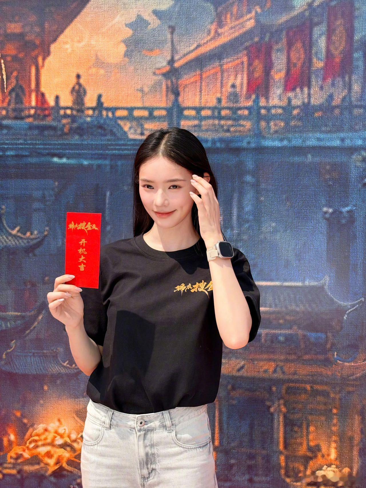 林允又回横店了林允时隔五个月再回横店 又有新的电视剧要拍摄了期待林允的这部新的电