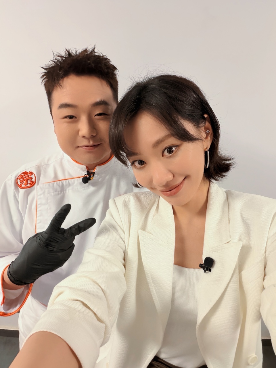 别人上综艺是为了涨粉，闫妮女儿这波是为了涨食欲吧？不过这种真实不做作的性格，反而