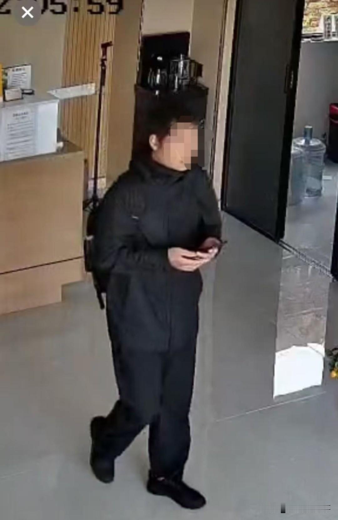 21岁大专生跟家里说返校，转身独自走进了南太行未开发的野山，19天后在崖边发现他