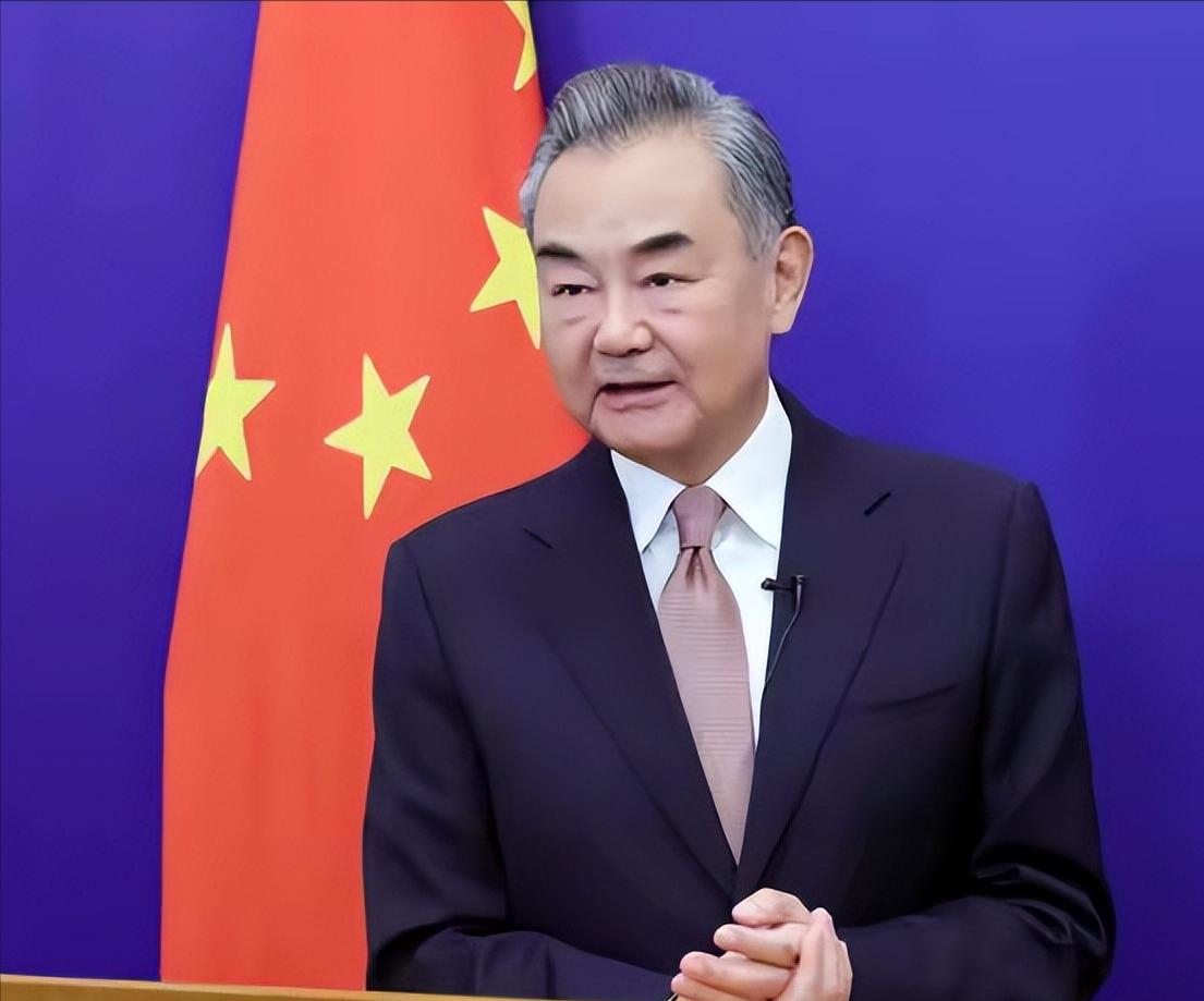 为何2027年，是中国百年难遇的关键之年？

因为尾数为7的年份，屡屡成为改写中