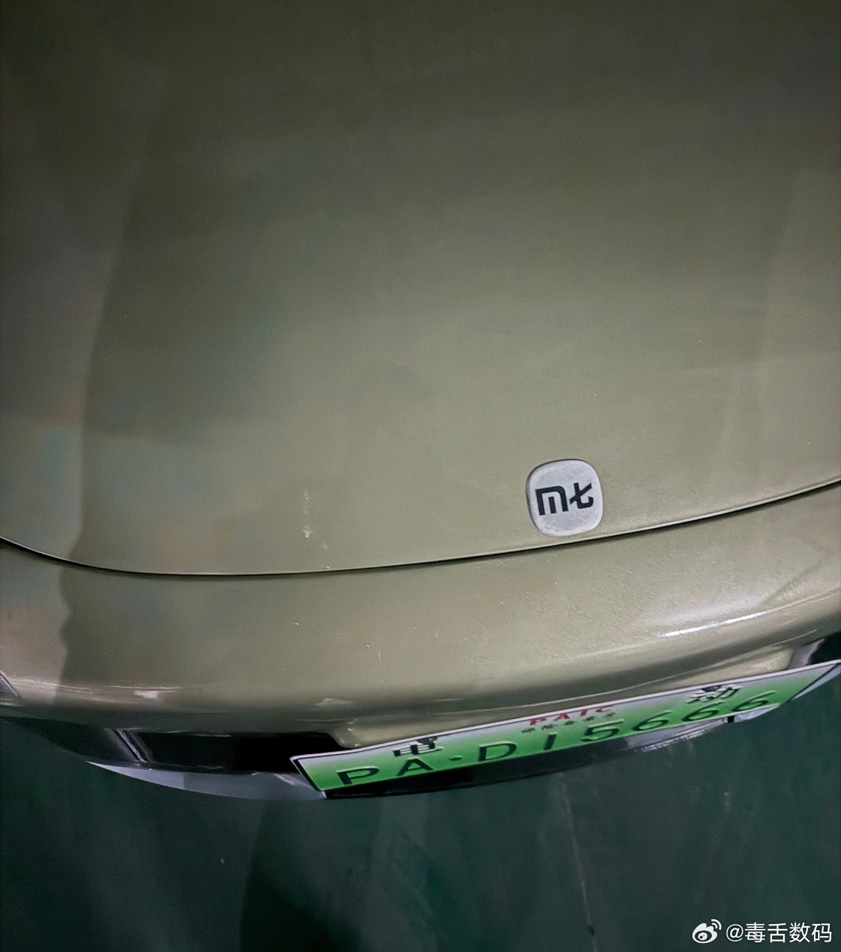 老头乐起诉小米汽车？？？怎么还反过来起诉小米啊？我去搜了一下，模仿小米SU7的老