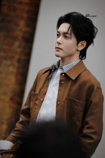 曾舜晞景德镇线下人气曾舜晞没白演都没白演曾舜晞景德镇线下人气拉满！实力证明都没白