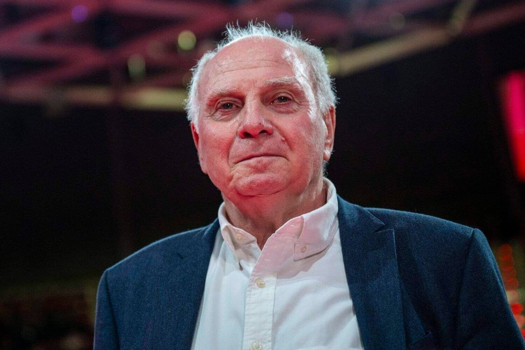 赫内斯谈到拜仁目前的竞技状态：“本赛季我们已经证明，我们有能力与最顶尖的球队竞争