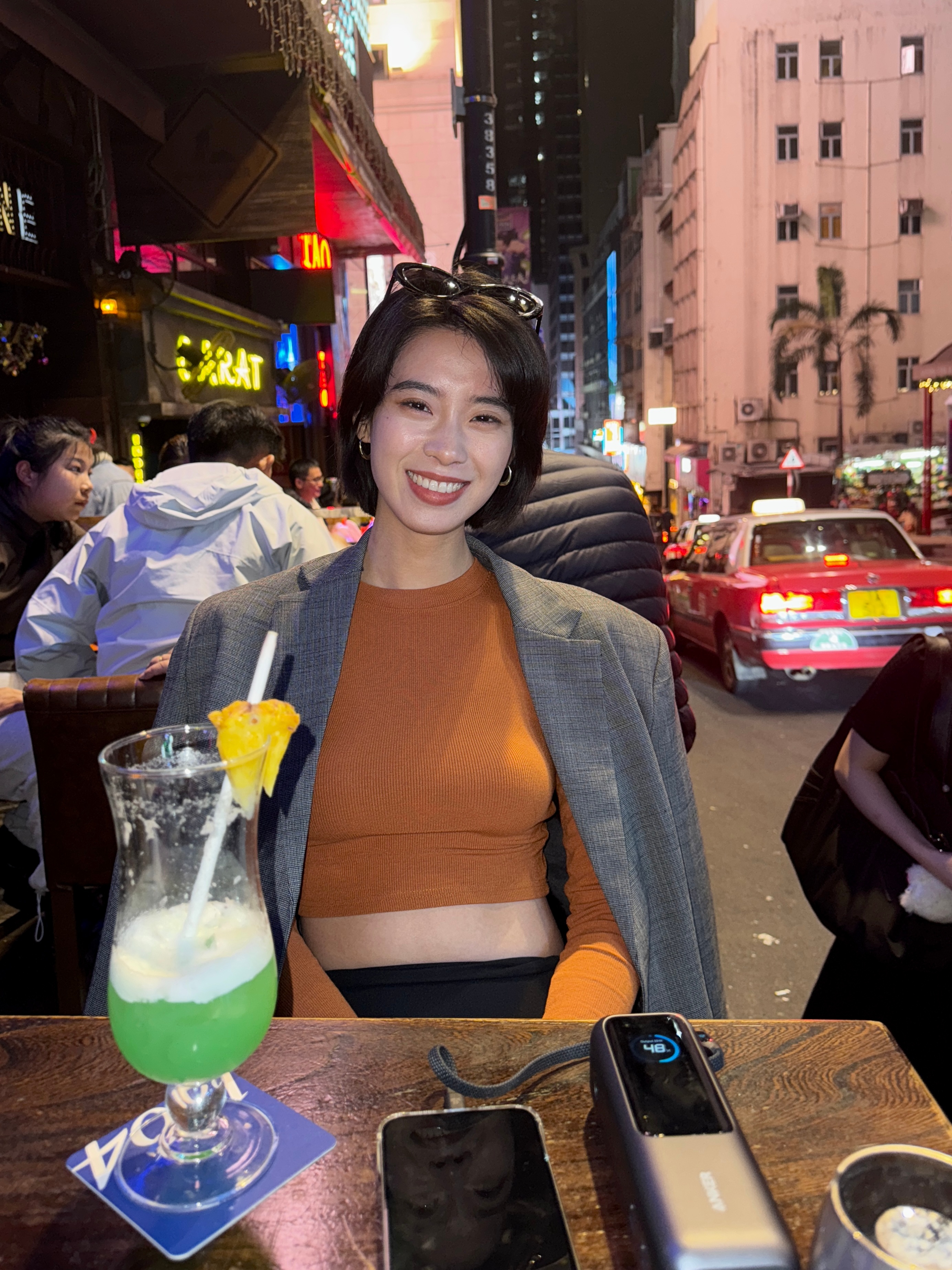 live🇭🇰香港漫步到酒店放下行李楼下一间半个世纪的老店豪华咖啡茶厅推荐听一