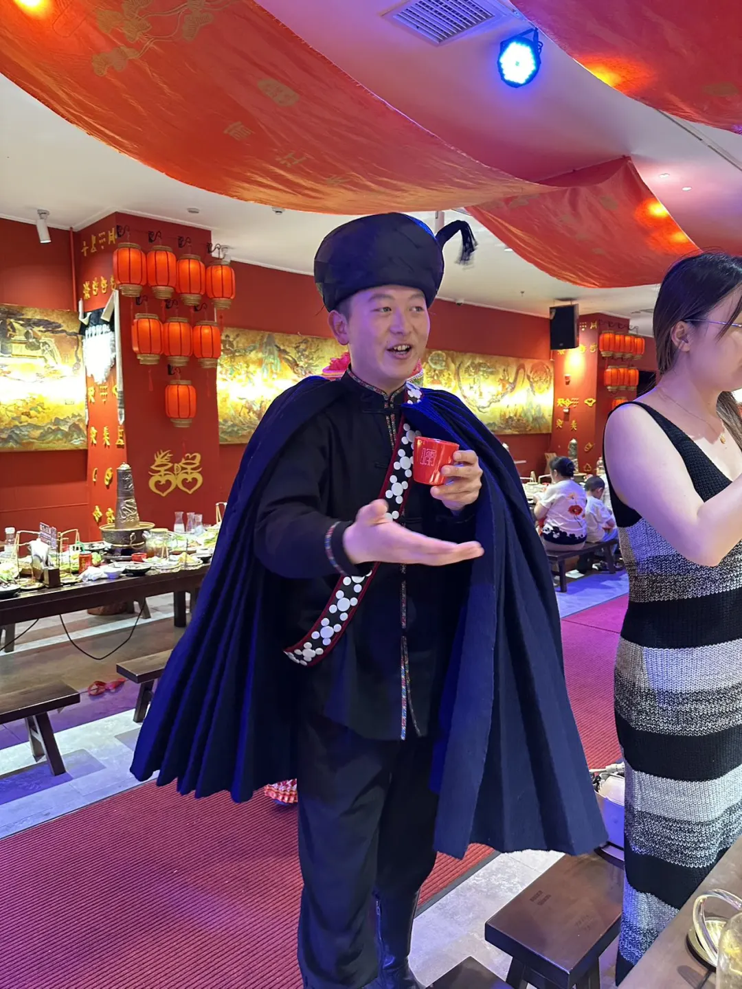 来丽江，不能错过的民族文化长街宴～