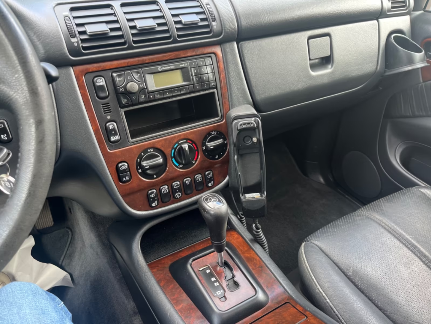 好车分享 Mercedes-Benz ML 320，初代带大梁的奔驰M级，还是那