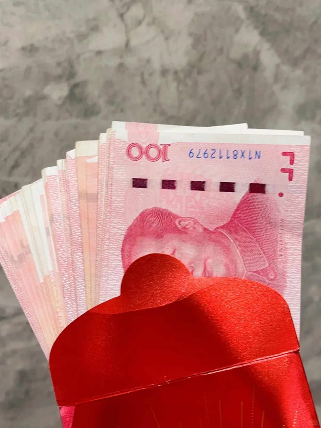 医生的心都黑了，这个世界还有白吗？