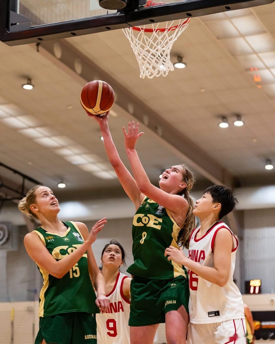 U18男篮刚走，U17女篮又来，这片训练场走出了李添荣/崔永熙/偰李永炜/王俊杰