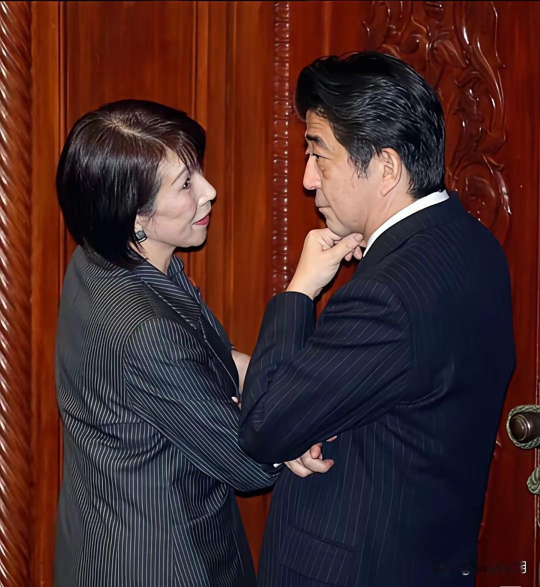 高市早苗当首相一月不到就口出狂言，挑战中国底线、核心利益。她是口误，是考虑不充分