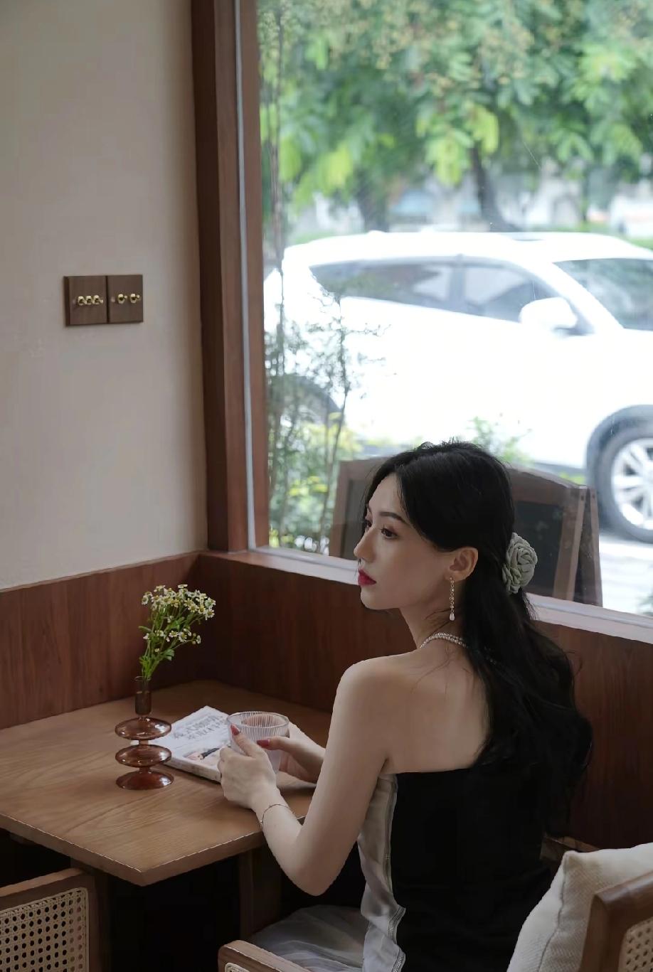 美女究竟能有多美？还真不好定义。中国古代四大美女“沉鱼落雁，闭月羞花”，美得各有