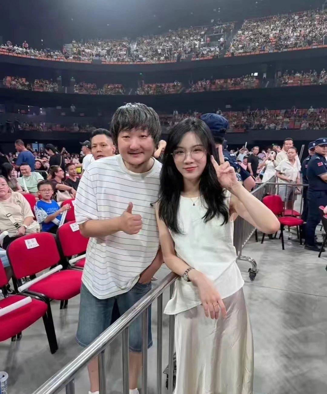 实在无法理解董洁的眼光 ​​​