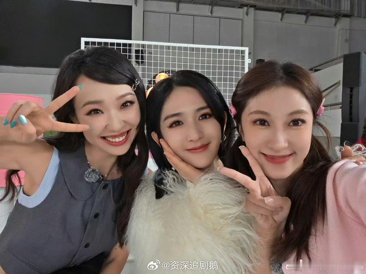 张小婉这世界上不会有人不爱谢娜乘风2025谢娜的善良乐观成为张小婉的榜样，娱乐圈